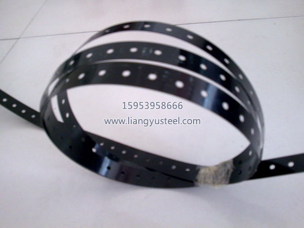 pounching hole packing steel strip